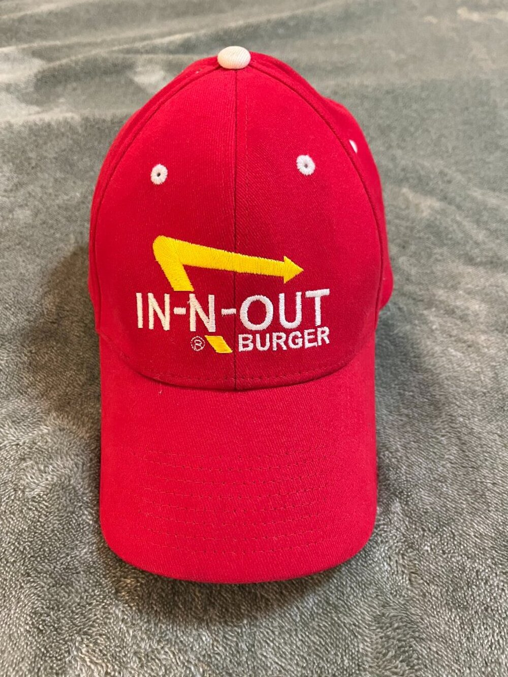 In N Out Burger Baseball Cap Red Embroidered Hat Adult Flex Fitted Stretch S/M